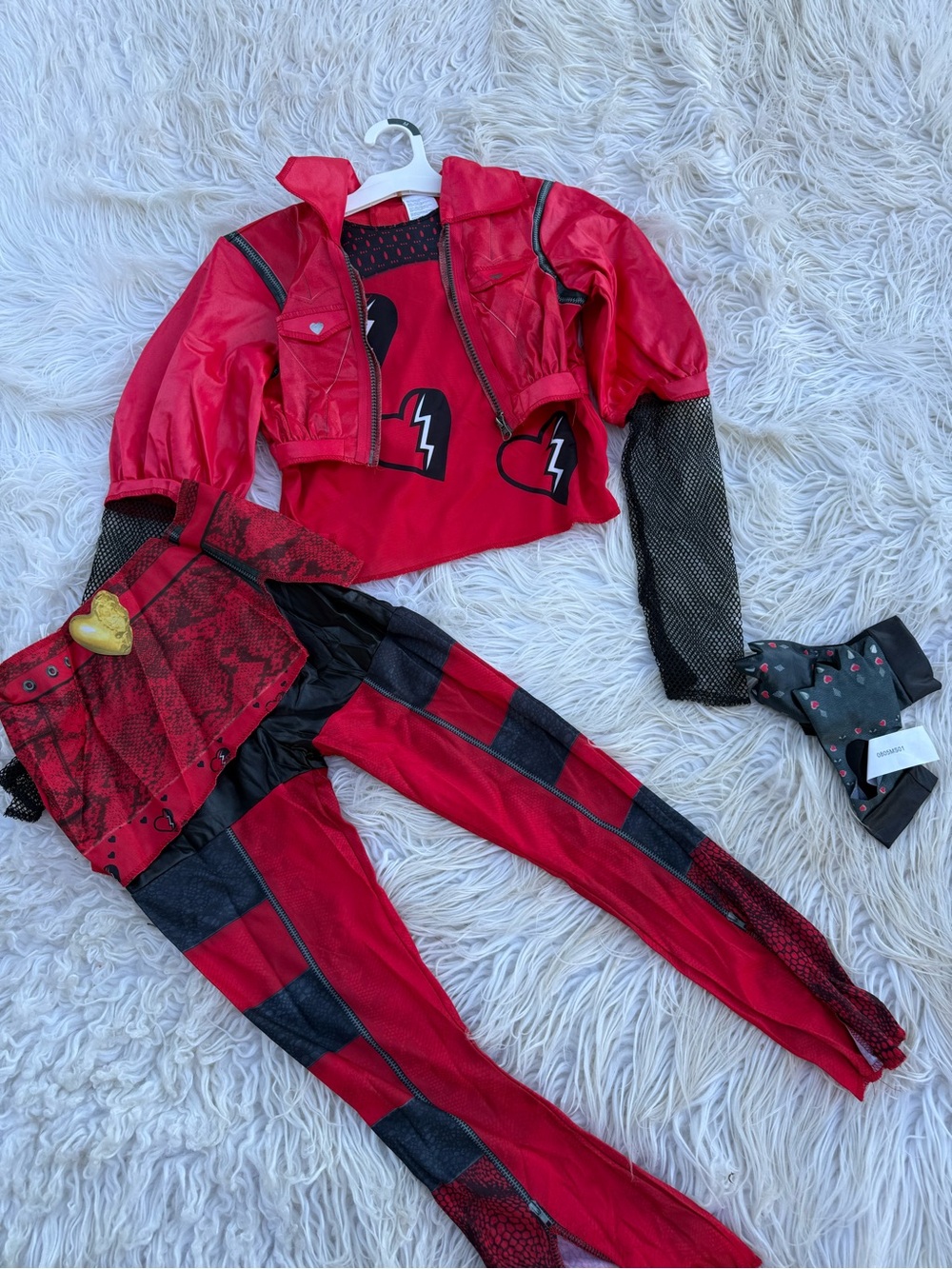 Girls descendants rise of red costume (B8)